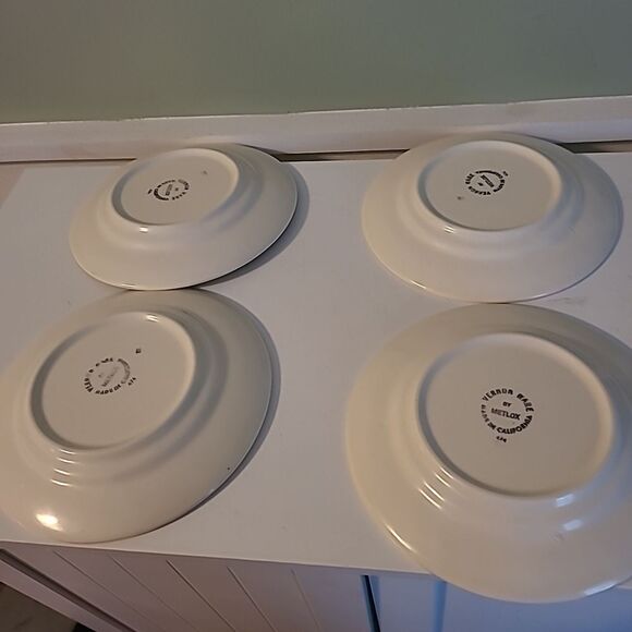 Metlox Vernon Ware Plates - Picture 2 of 10